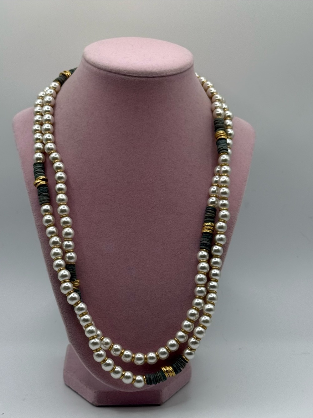 Rita Frasciane Elegant long Strand White Pearl Necklace blue & white beads